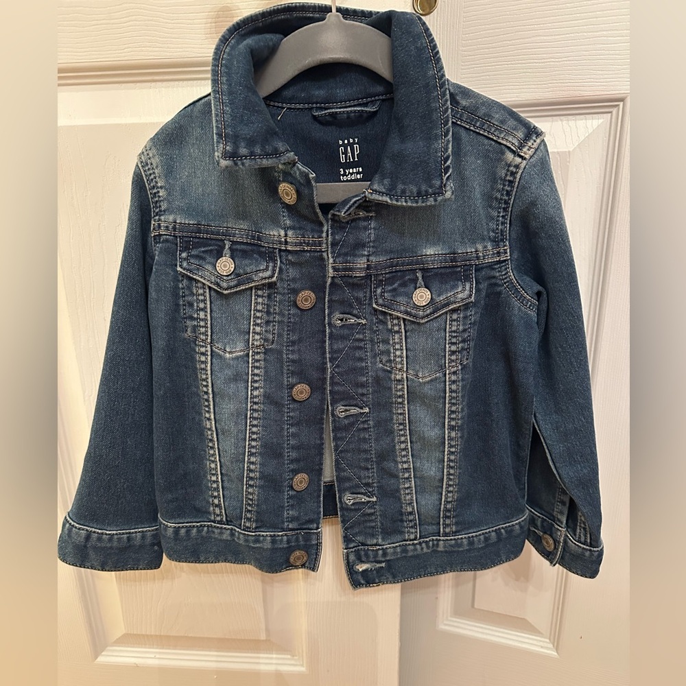 GAP Classic Blue Denim Jacket. UNISEX